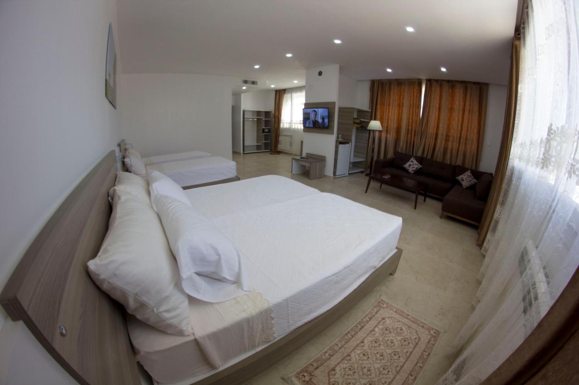 Trajan Hotel Timgad Екстер'єр фото