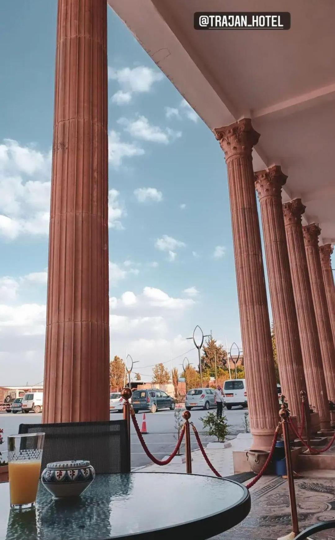 Trajan Hotel Timgad Екстер'єр фото